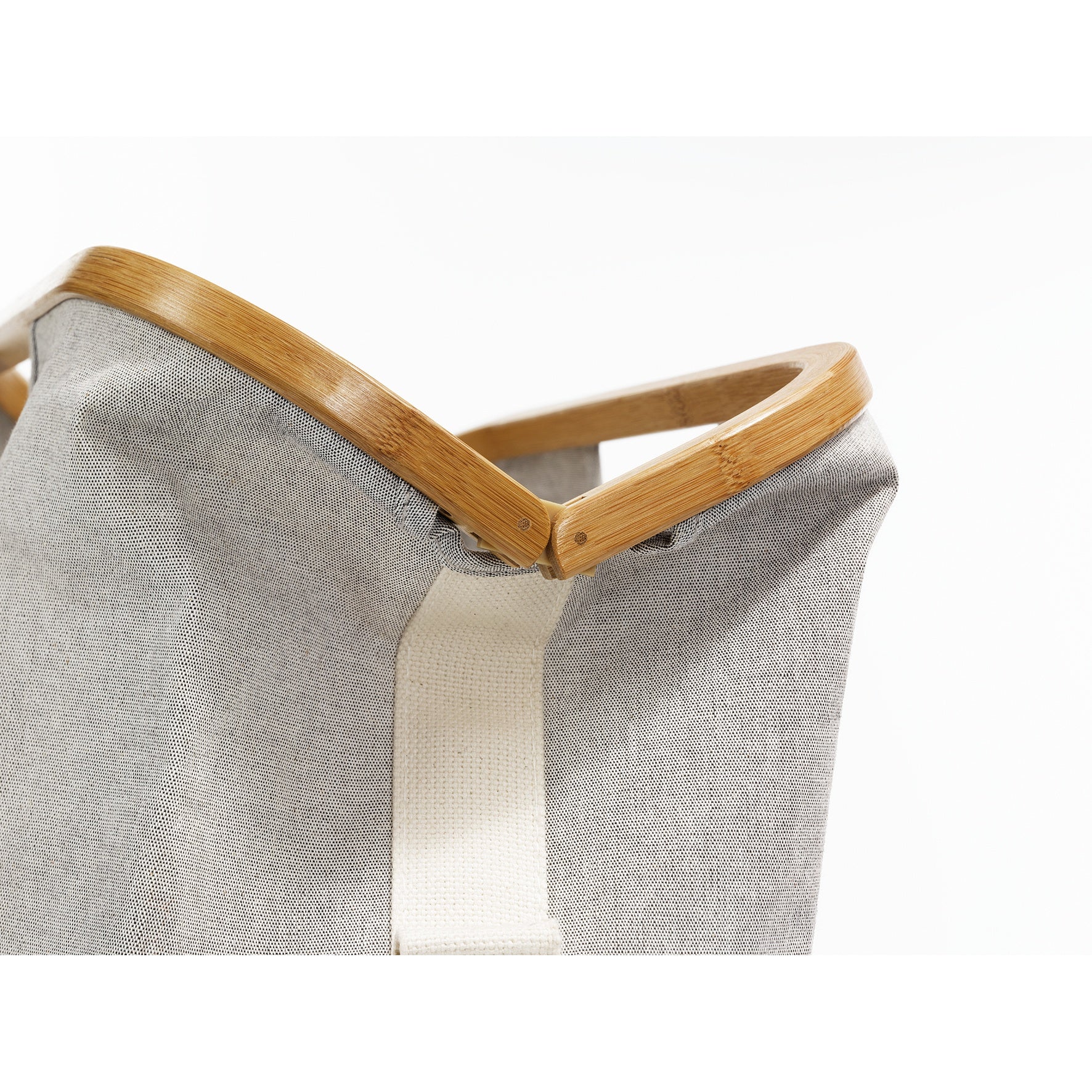 Water Resistant Store & Travel Bag, Medium - Image 3