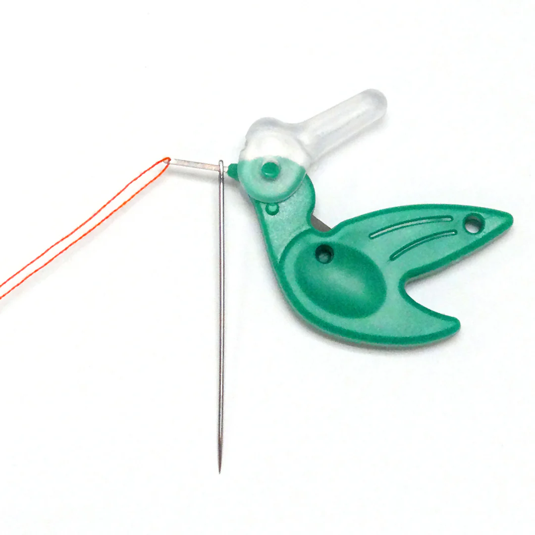 Hummingbird Needle Threaders, Green, 12 pc - Image 6